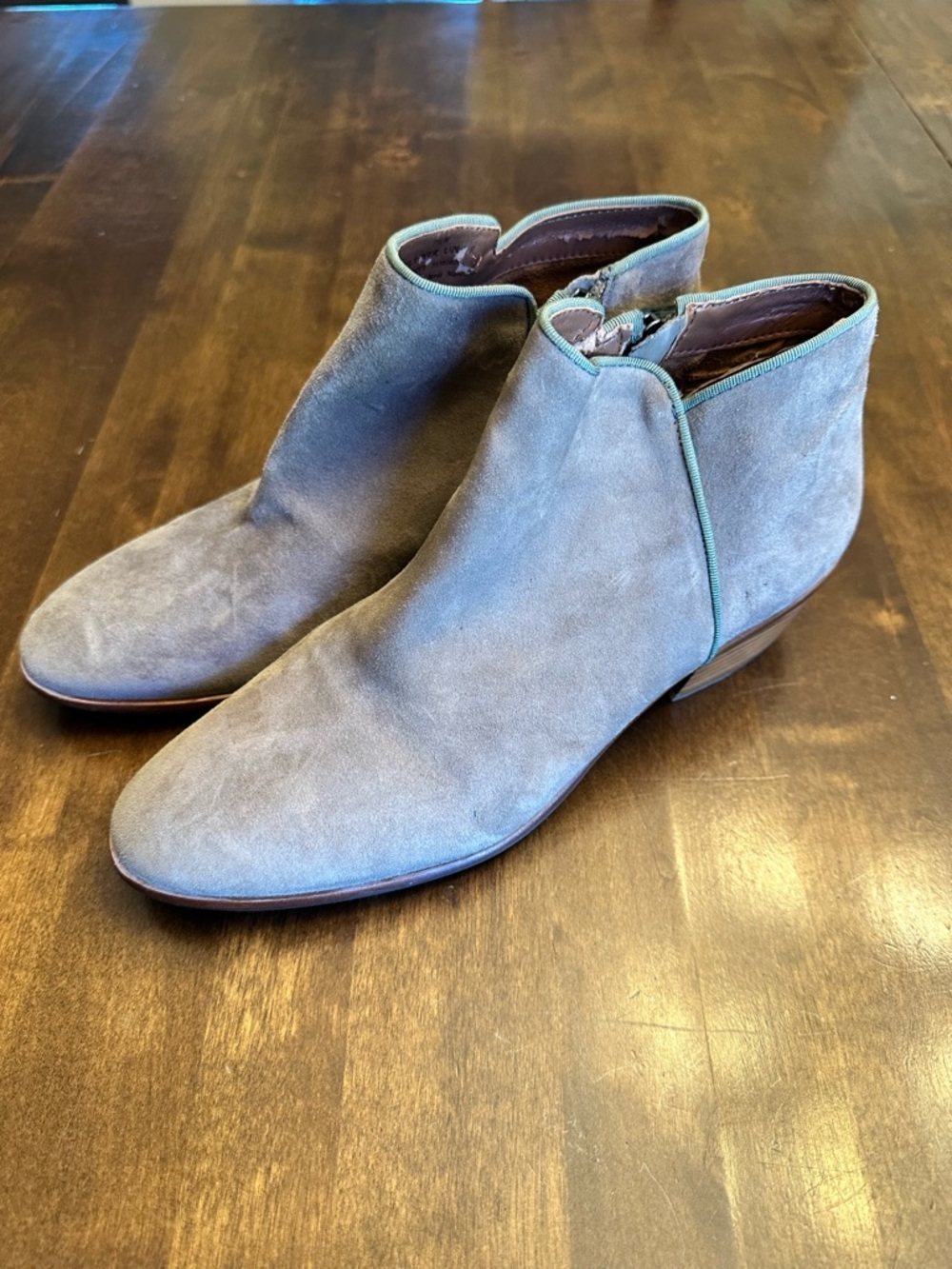 Sam Edelman Boots Womens 7.5 Petty Side Zip Ankle Booties Suede Low Heels